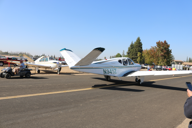 Illustration for article titled End O' Summer Fly In Car Show photodump - Part 2 - aircraft